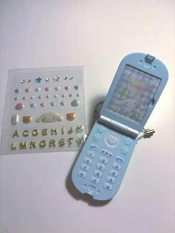 산리오 폴더폰 사진 홀더 시나몬