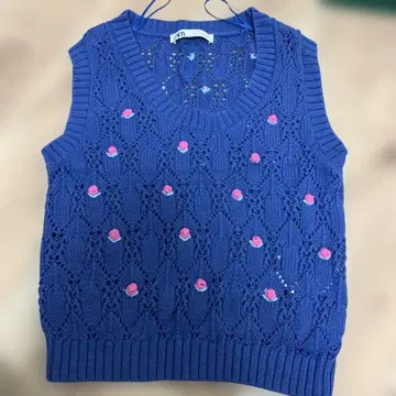 zara 니트 베스트 장미 자수