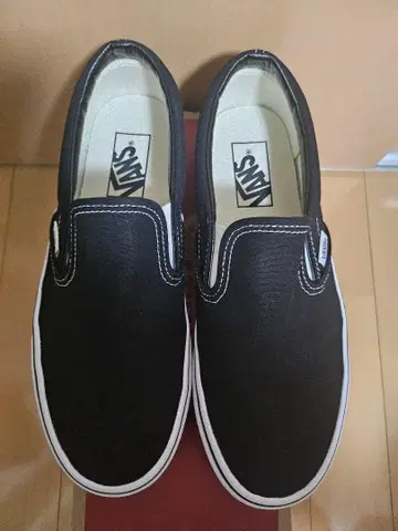 VANS 블랙 슬립온 25cm