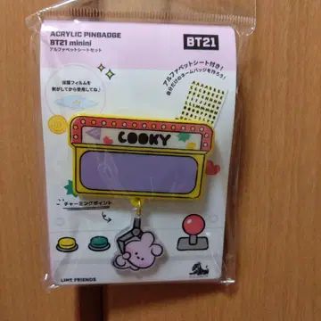 BT21 mini 쿠키 아크릴 핀배지