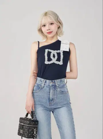 빅 리본 원숄더 상의