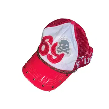Y2K Studs and Chain Design Mesh Cap
