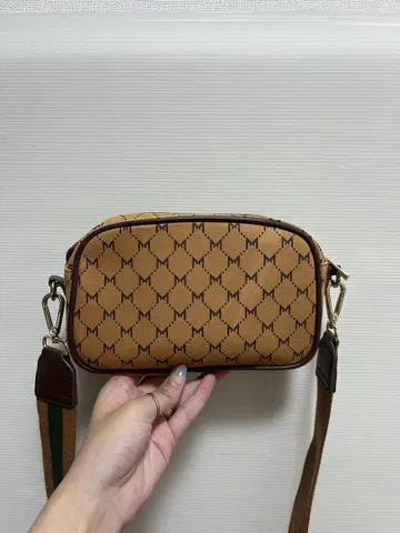 moussy 숄더백
