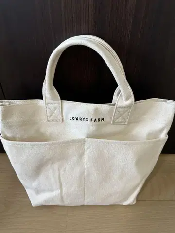 미사용 새상품 LOWEYS FARM 로리즈팜 토트백