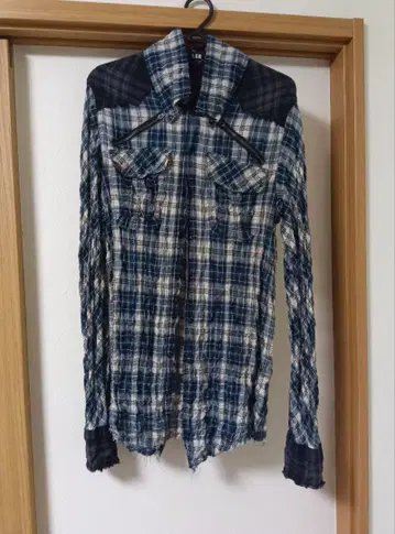 L.G.B./NO.SHIRT-G/STD/M 6495C