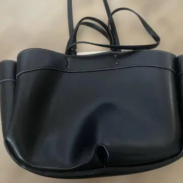 ZARA 맥시 토트백 블랙 색상 완판 상품