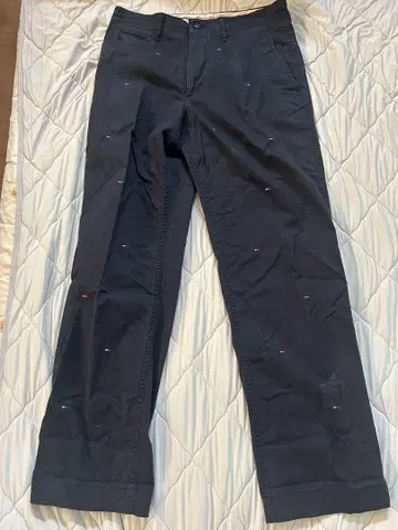 Tommy Hilfiger 네이비 치노 팬츠