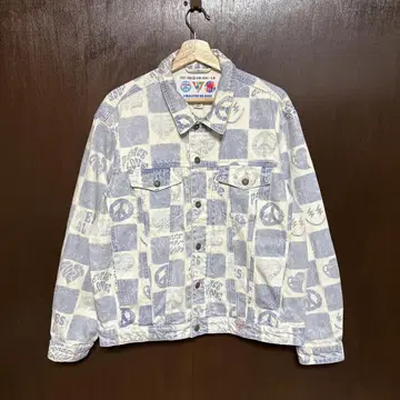 GUESS ORIGINALS J BALVIN TRUCKER JACKET