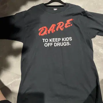 DARE 티셔츠 싱글 스티치