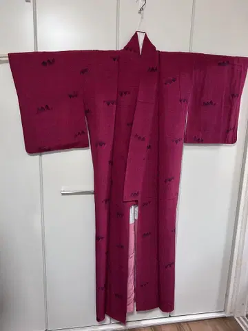 산 무늬 와인 레드 기모노