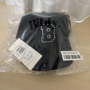 완판 미사용 새상품 bibiy B. CLUB CAP 캡