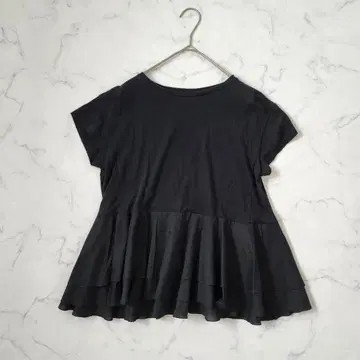 컨디션 최상 yori 더블 플레어 티셔츠 페플럼 블랙