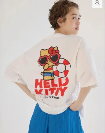 로데오 크라운즈 산리오 콜라보 튜브 키티 티셔츠, 햇볕에 탄 키티