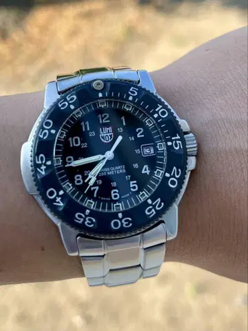 Luminox 다이버 워치 200미터