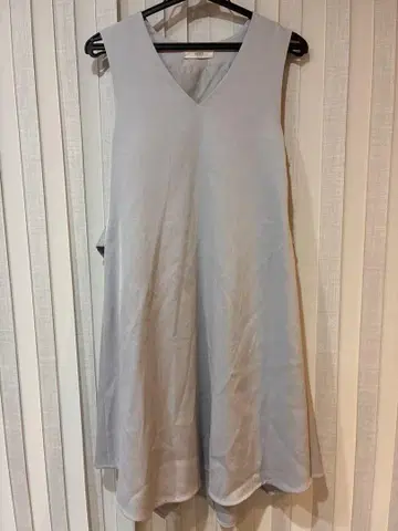 emmi atelier 슬리브리스 원피스