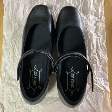 YONEX 블랙 워킹화