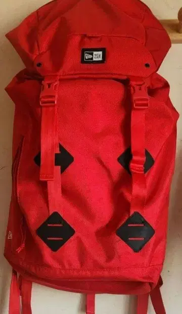 NEW ERA 뉴에라 럭색 백팩 35L 빨간색