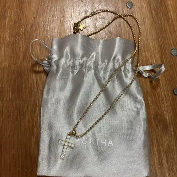 AGATHA 크로스 목걸이