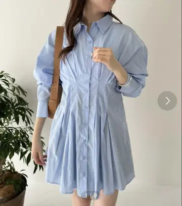 NICE CLAUP 백 레이스업 셔츠 색스 블루 프리 사이즈
