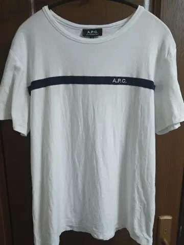 A.P.C. 티셔츠 라인 로고 화이트 아페쎄