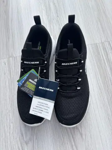 SKECHERS 블랙 스니커즈 새상품 미사용품