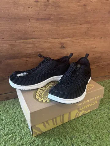[ KEEN ] Uneek 오클리 03 [ 27 cm, MENS ]