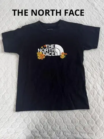 THE NORTH FACE 꽃 자수 티셔츠 S 블랙