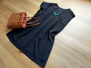 UNITED ARROWS 유나이티드 애로우즈 블랙 소매 프릴 튜닉 원피스