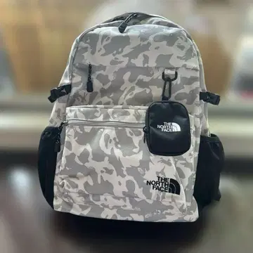 THE NORTH FACE 그레이 카모플라쥬 백팩