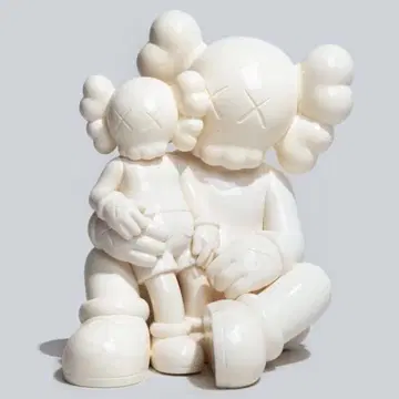 KAWS HOLIDAY CHANGBAI MOUNTAIN FIGURE
