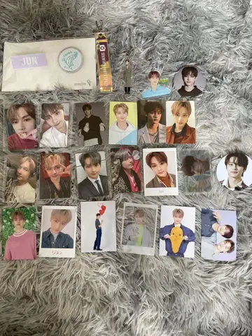 SEVENTEEN 준 굿즈 묶음 판매! 트레이딩 카드, 엽서 등 다수!