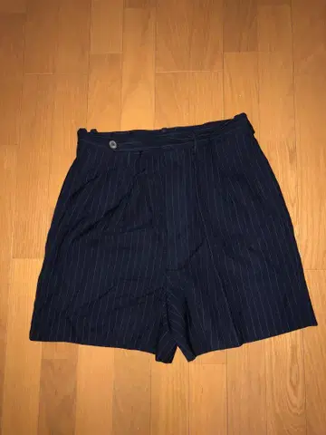 jilsander 네이비 스트라이프 숏팬츠