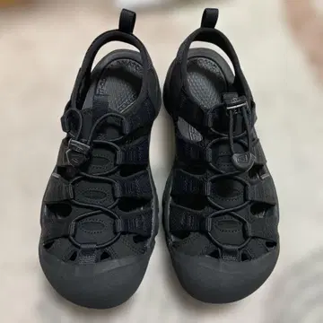 KEEN 아웃도어 샌들 블랙 8 US
