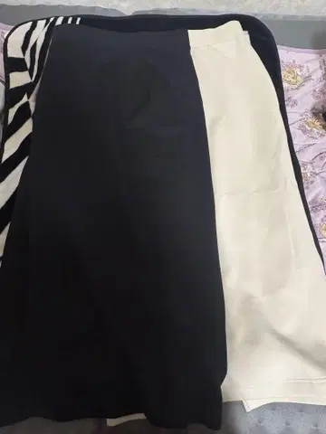 UNIQLO 유니클로 스트레치 타이트 스커트 2매 세트 L