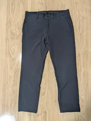 DESCENTE 블랙 남성 바지