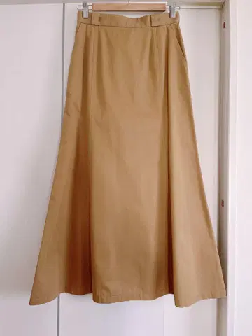 새상품 유나이티드 애로우즈 롱 스커트