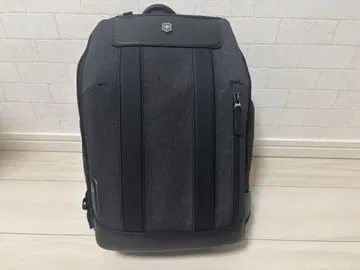 [새상품 정품] Victorinox 시티 백 17L 611955