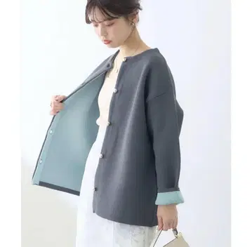 Natural couture 배색 플레이팅 폴리 니트 가디건 새상품급
