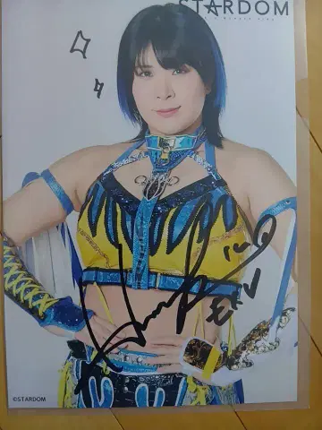 STARDOM HANAKO 친필 사인 포트레이트