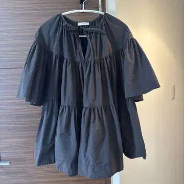 yori 볼륨 썸머 블라우스