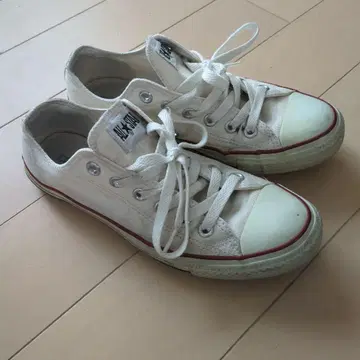 ALL STAR 화이트 로우컷 스니커즈