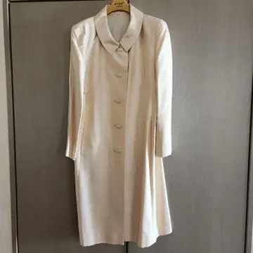 유키 토리이 실크 코트