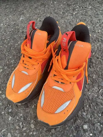 Puma RS-X Hot Wheels 콜라보 스니커즈