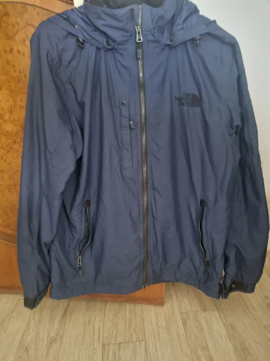 The North Face Hooded Jacket. L