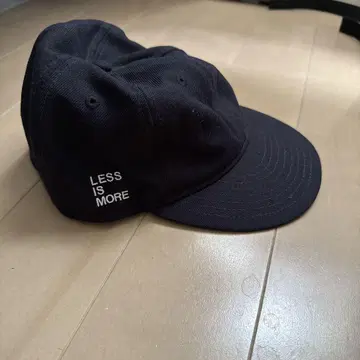 캡틴선샤인 NEWERA LESS IS MORE 블랙 캡
