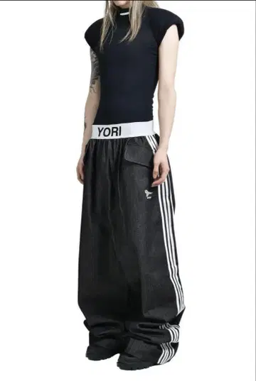YORI SPORT 5 STRIPE ELASTIC DENIM / BLK
