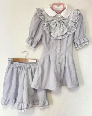 히로스미 코노하 아베일 콜라보 그레이 프릴 셋업 양산형 지뢰계
