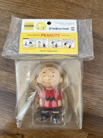 찰리 브라운 피규어