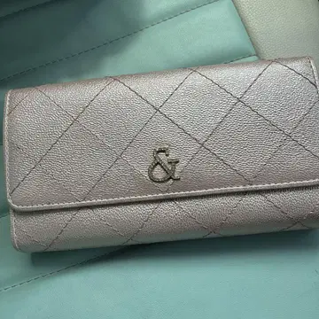 pinky &Dianne