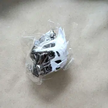 XG 캡슐 토이 가챠 헬멧형 키링